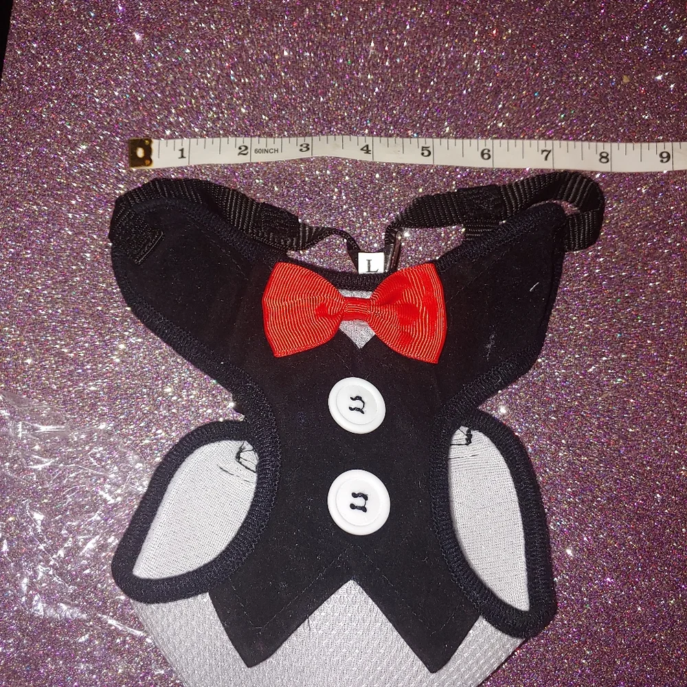 Cat or Dog Set Harness & Leash Breathable Vest with Buttons & Bowtie